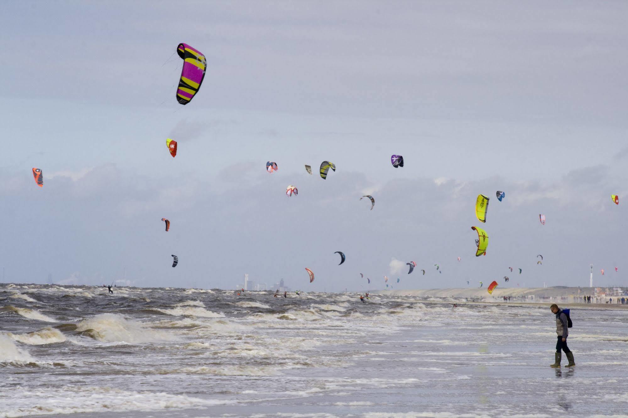 Hotel Noordzee Katwijk aan Zee Esterno foto